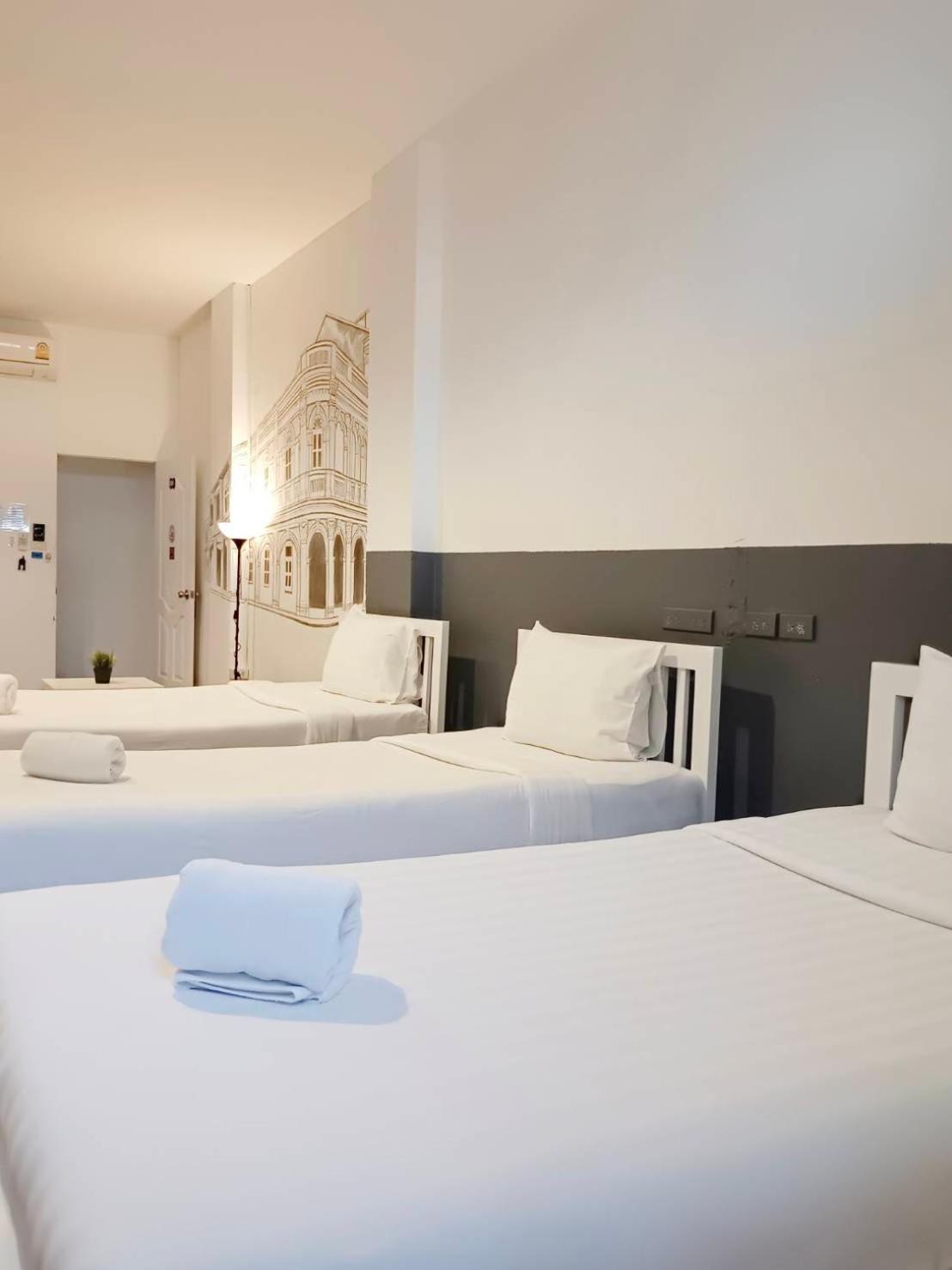 Chino Town At Yaowarat Phuket - Sha Plus Room photo