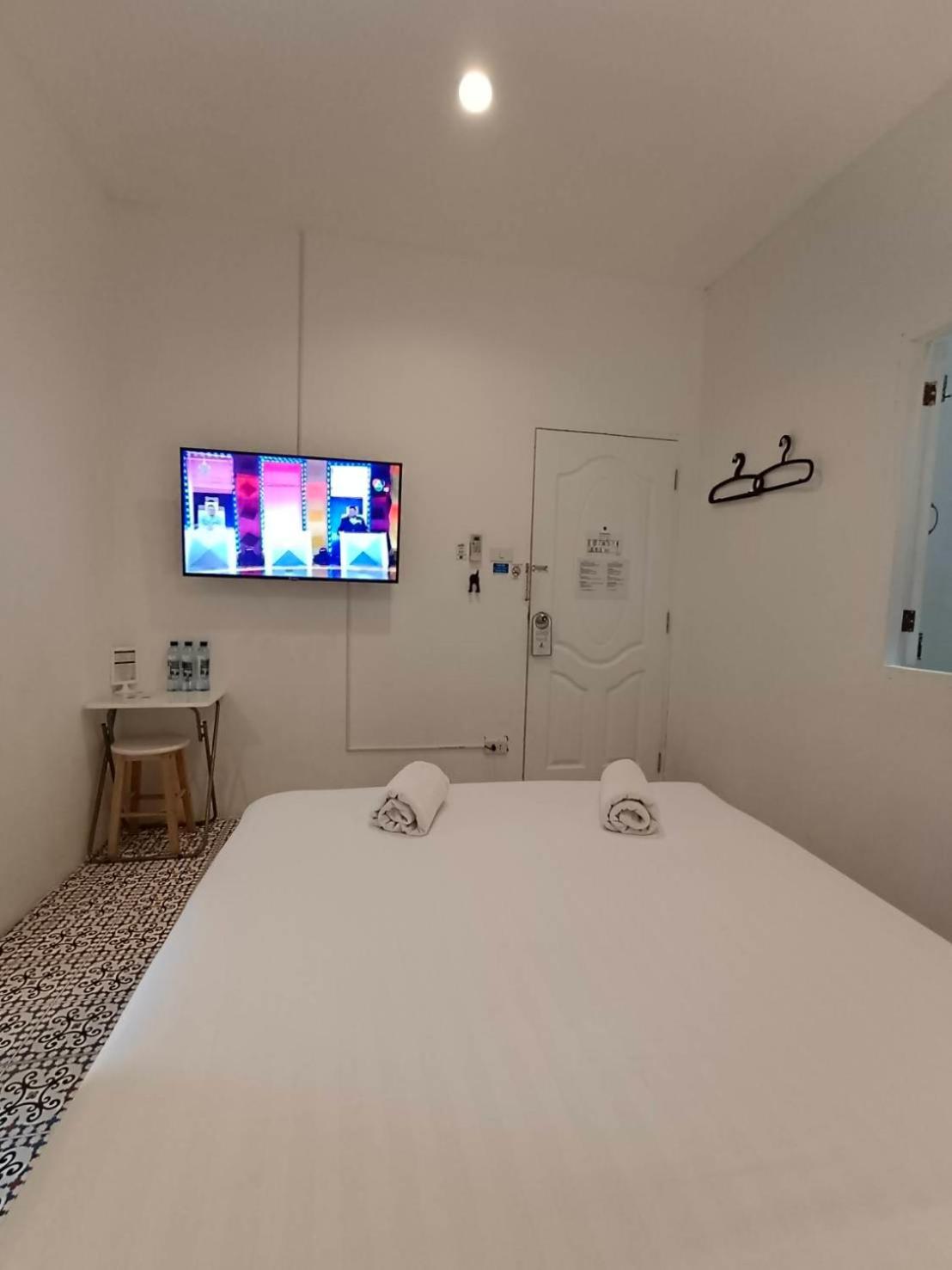 Chino Town At Yaowarat Phuket - Sha Plus Room photo